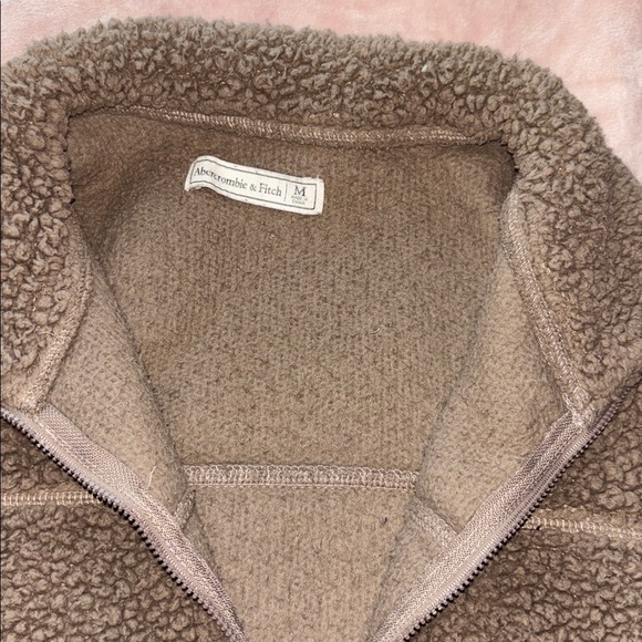 Abercrombie Sherpa - Picture 4 of 5